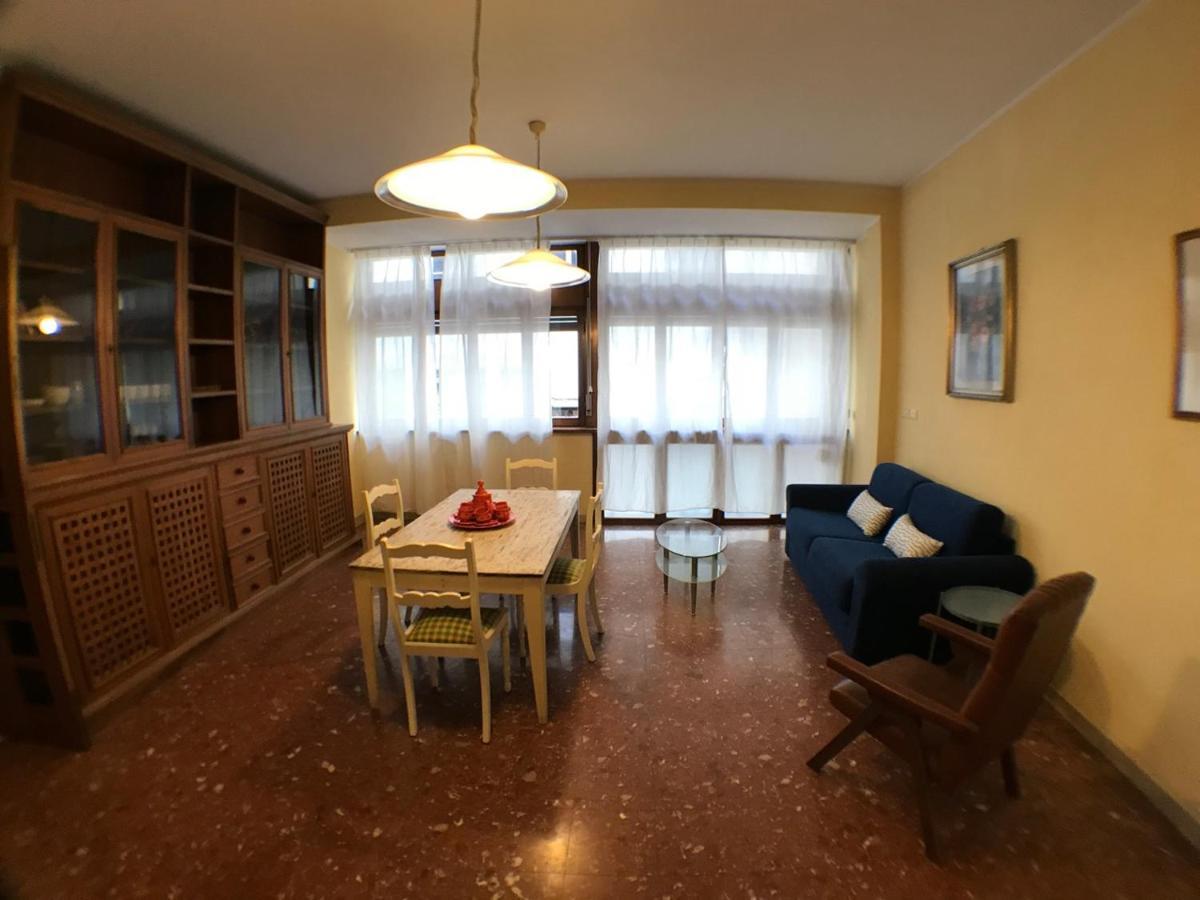 Ponte Vecchio 4 Bedrooms Firenze Bagian luar foto