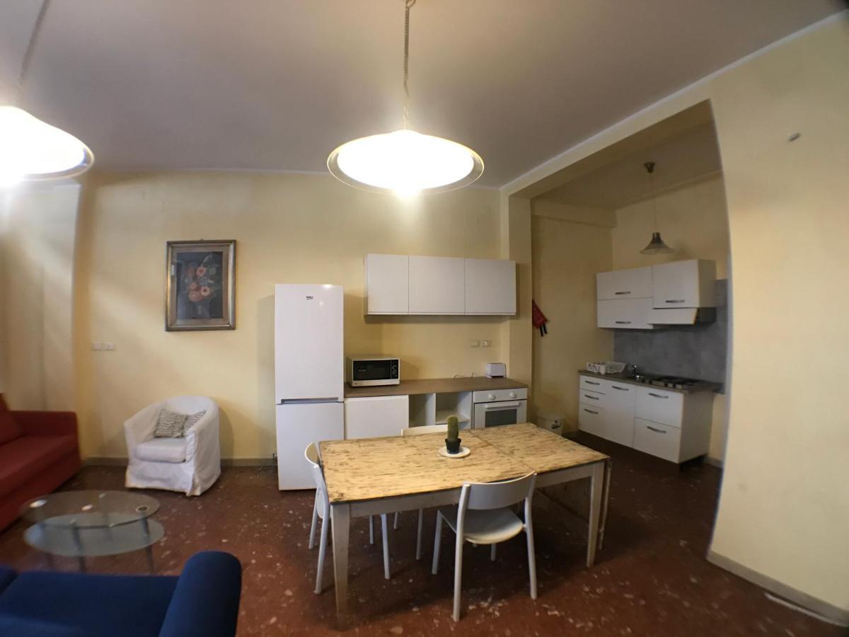 Ponte Vecchio 4 Bedrooms Firenze Bagian luar foto